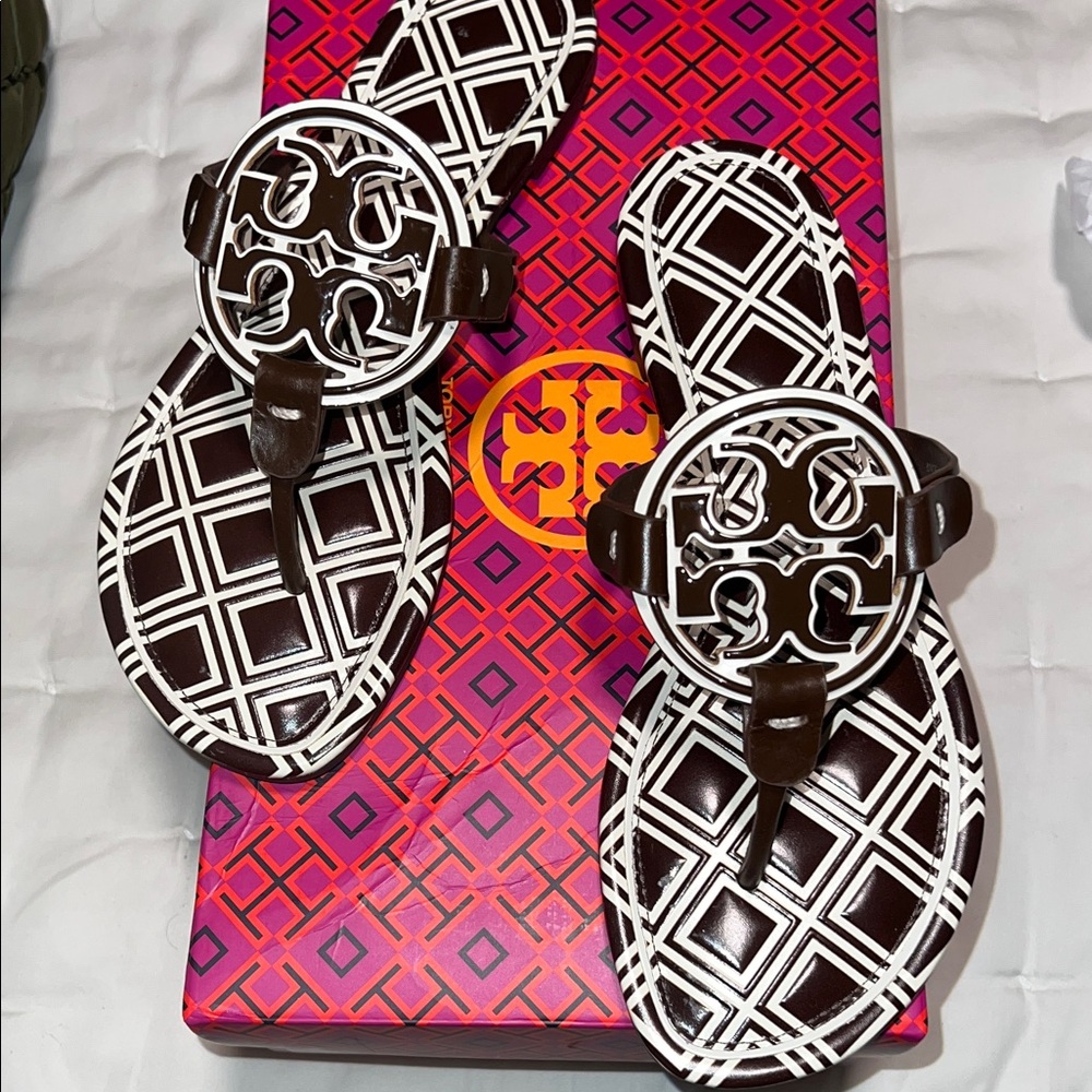 Tory Burch Geometric Brown and White Sandals